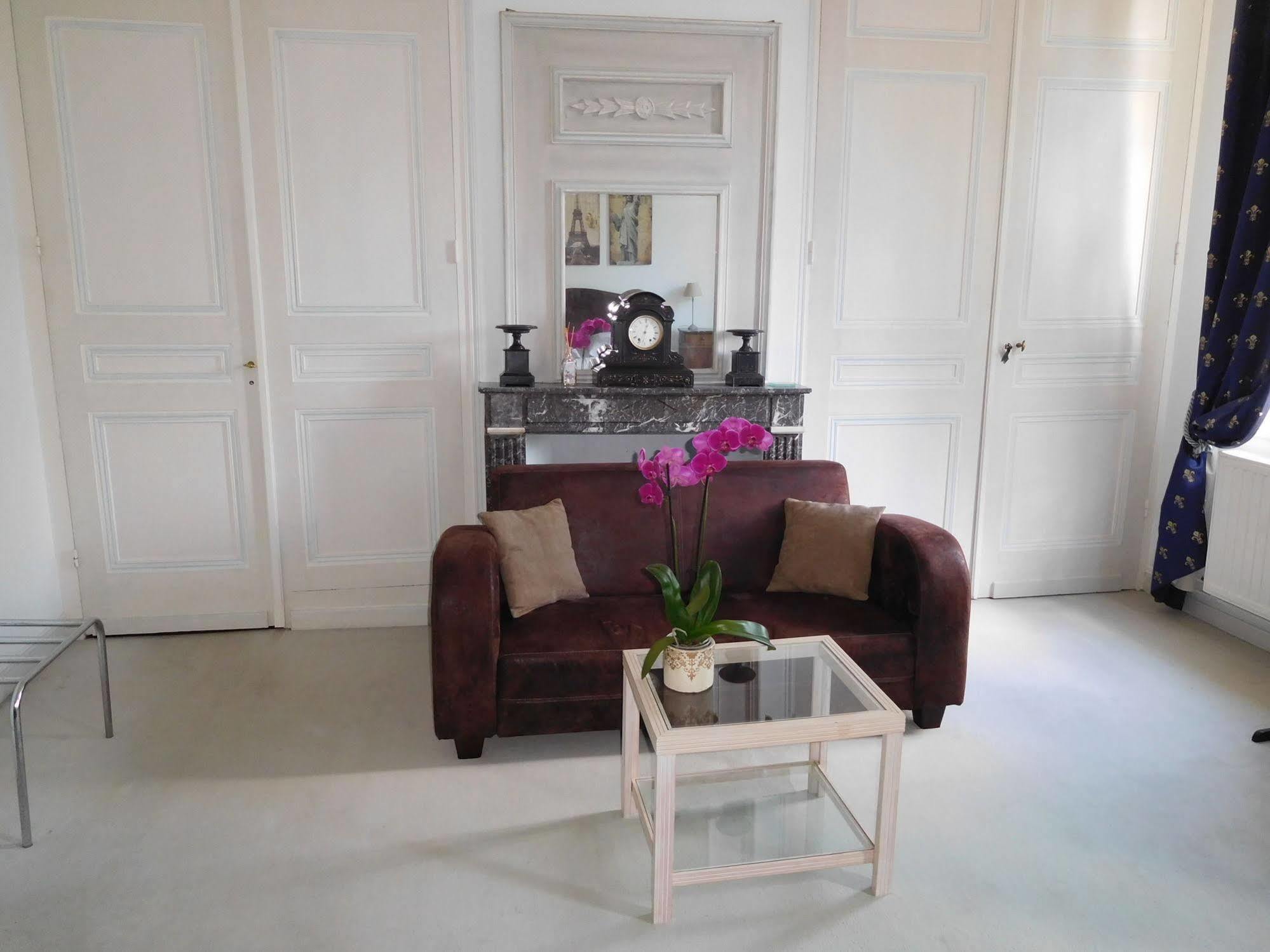 Chambres D'Hotes Chateau De Courcelette 赫恩 外观 照片