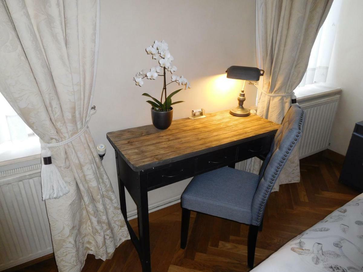 Chambres D'Hotes Chateau De Courcelette 赫恩 外观 照片