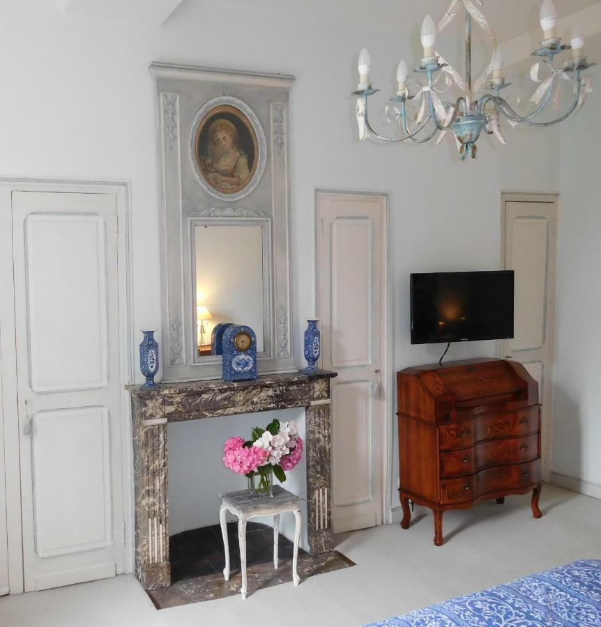 Chambres D'Hotes Chateau De Courcelette 赫恩 外观 照片